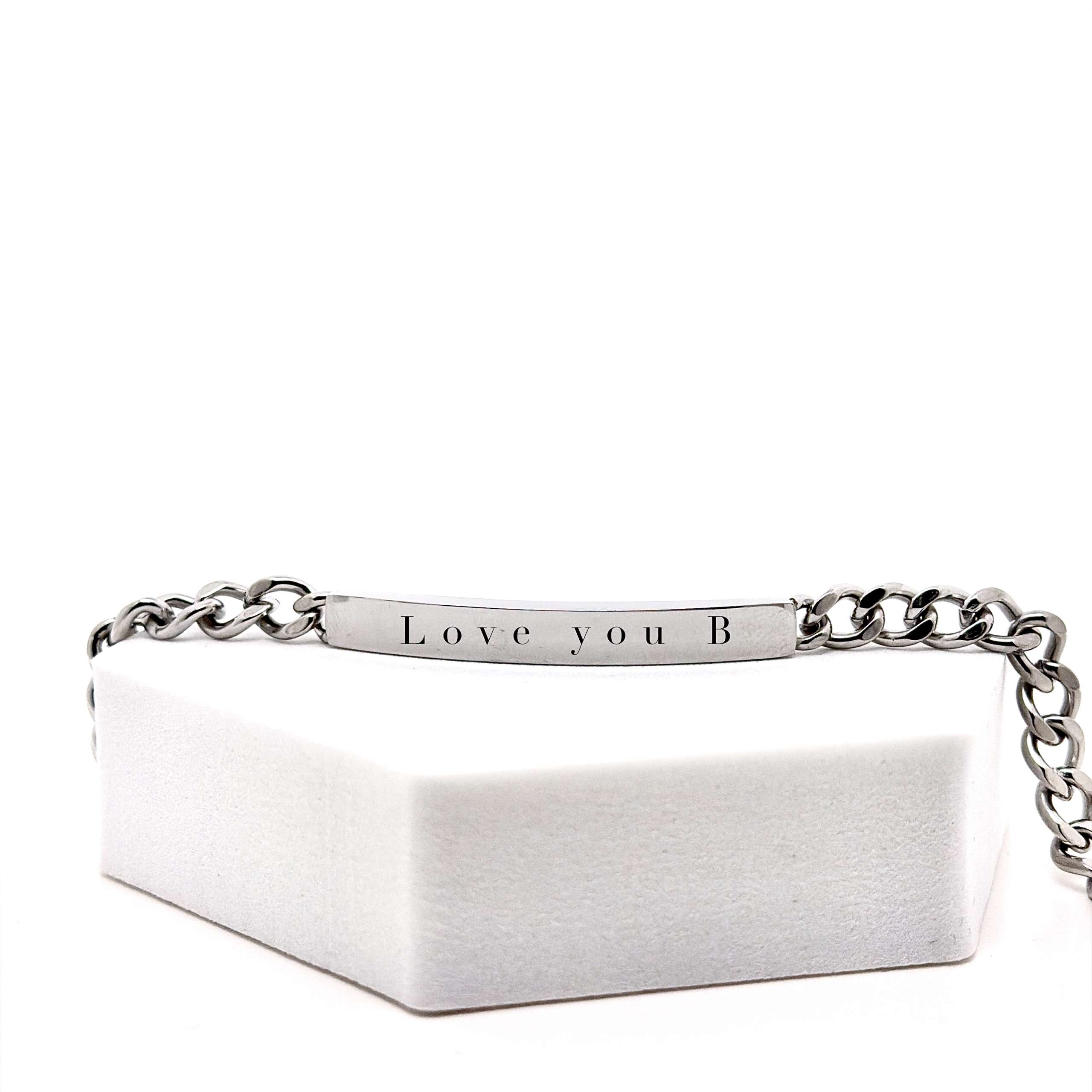 Thin chain bracelet