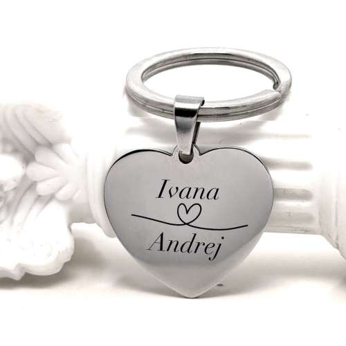 Bold heart keychain